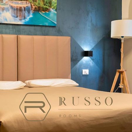 Russ0 Rooms 카탄차로 외부 사진